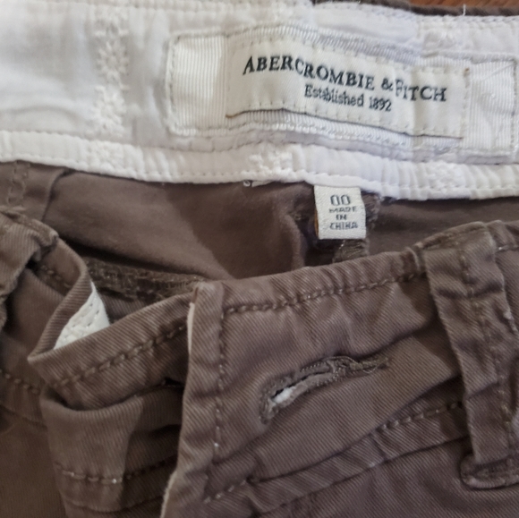 Abercrombie & Fitch short bundle - Picture 10 of 16